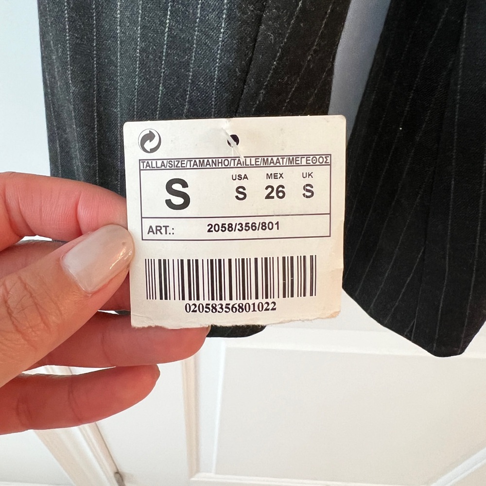 Zara basic blazer size small with tags